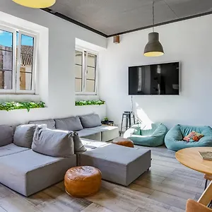  Albergue Hostellicious Portugal